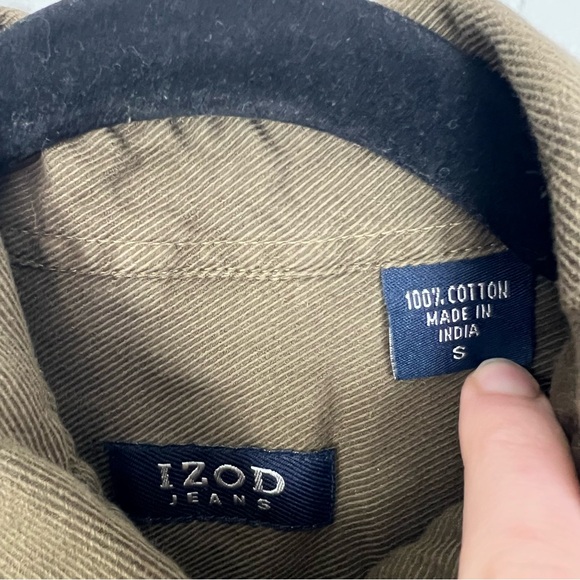 NWT Izod Jeans Twill Button Down Shirt Pigment Dyed Olive Green Men's Small - Picture 2 of 4